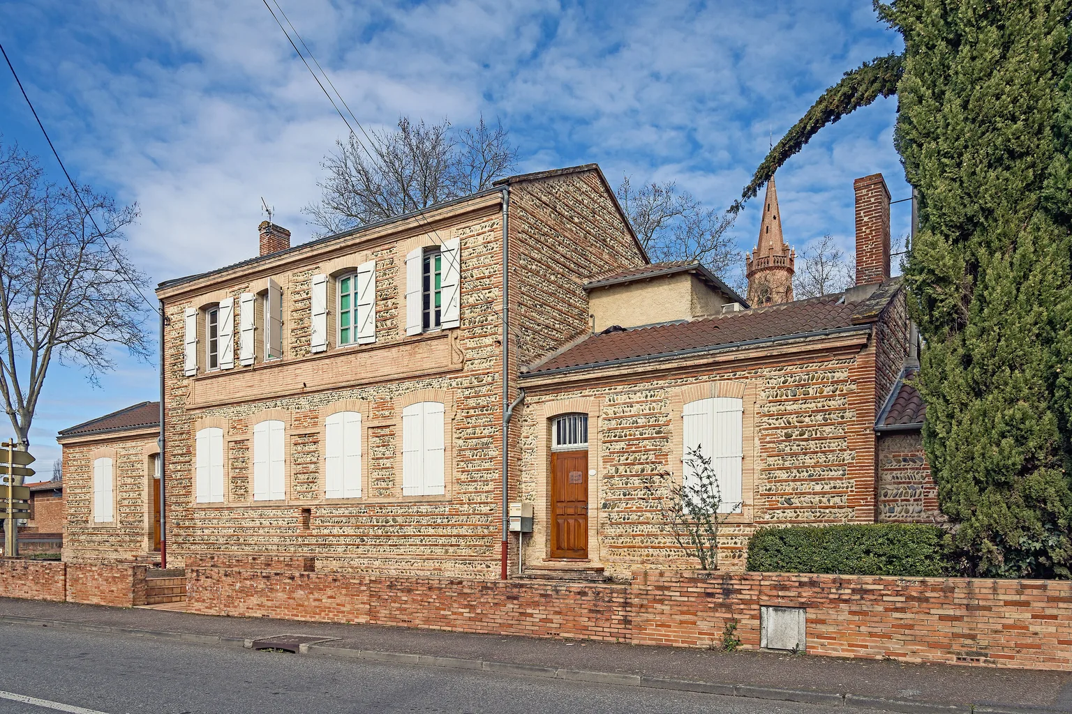 L’ancienne mairie de L’Union, en brique et galets